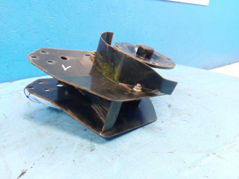 MacDon D60