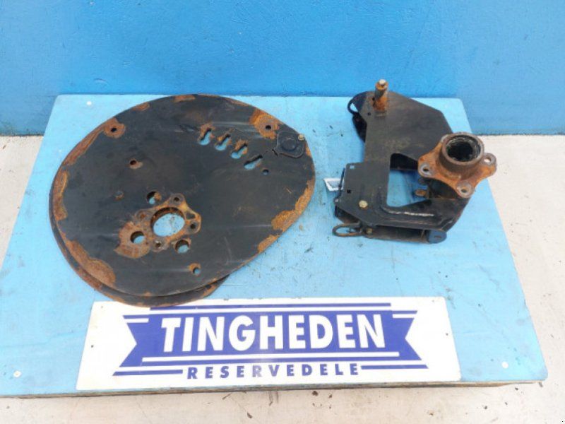 MacDon D60