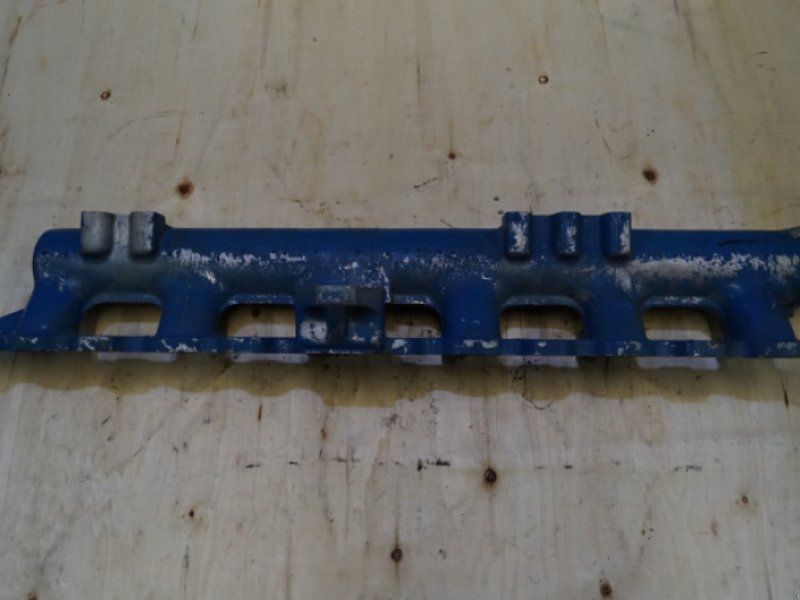 Ford 7810