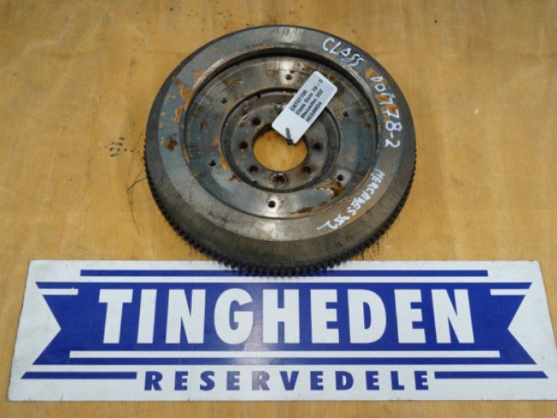 Mercedes 352