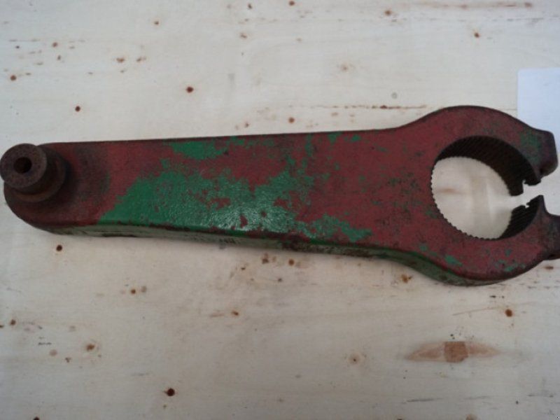 John Deere 327