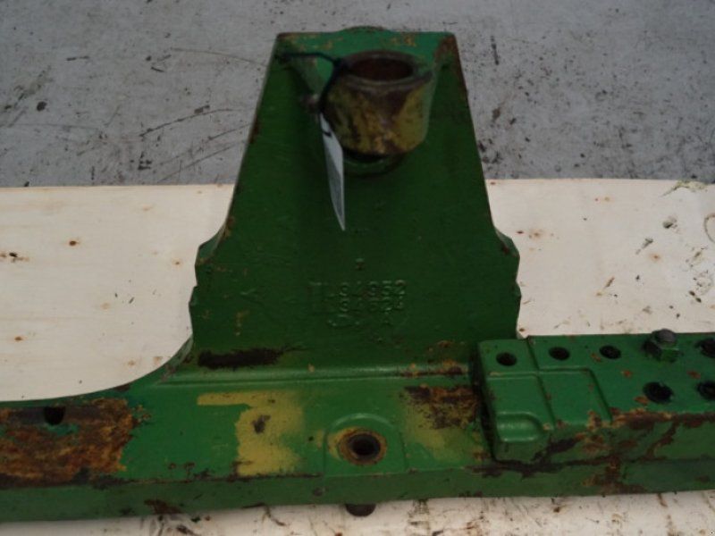 John Deere 3040