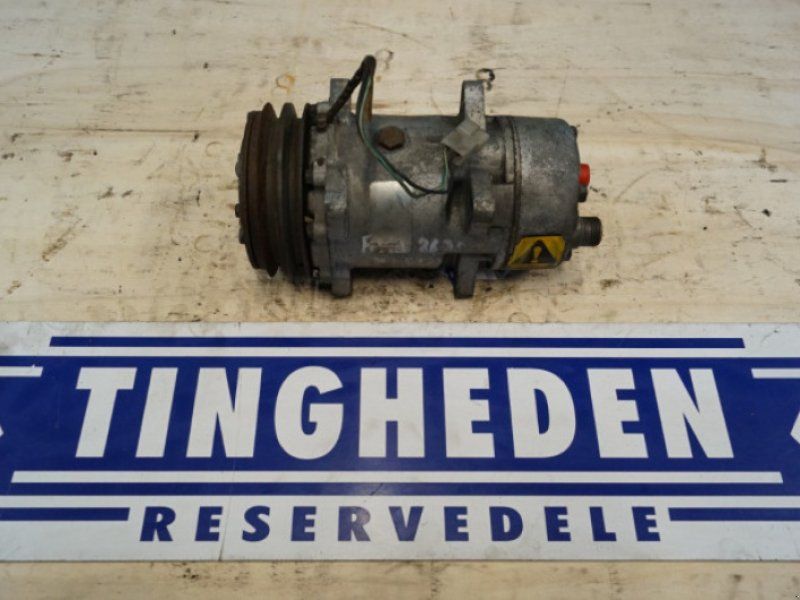 Ford 8630
