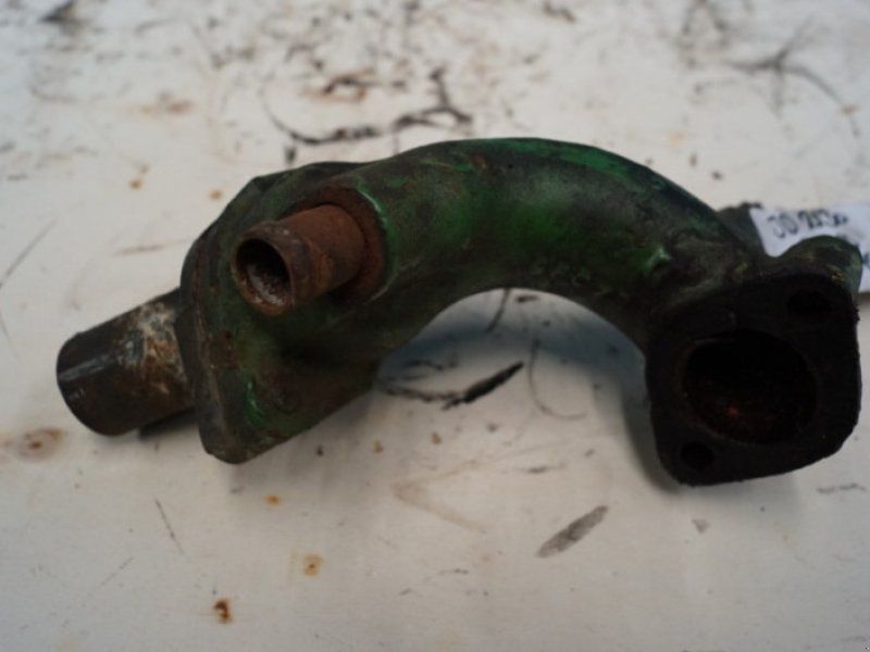 John Deere 2130