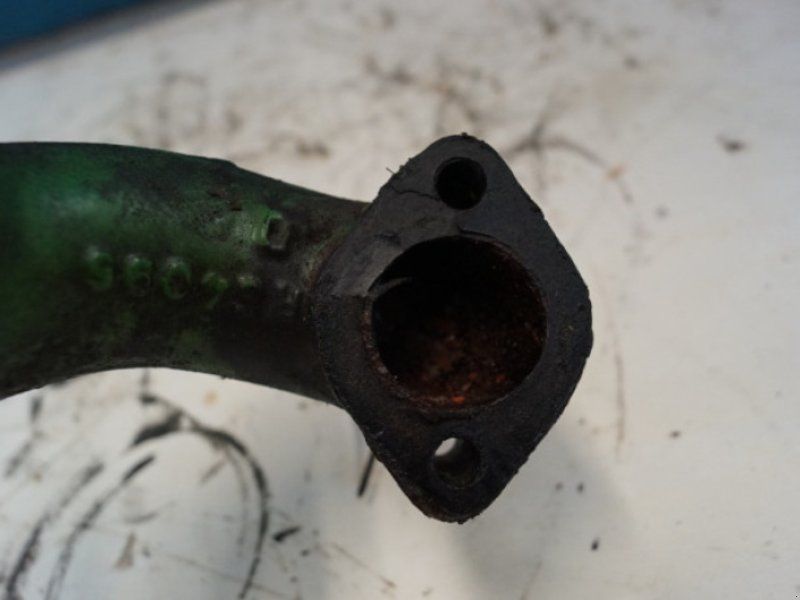 John Deere 2130