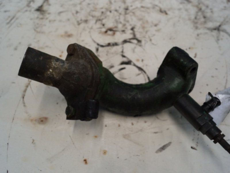 John Deere 2130