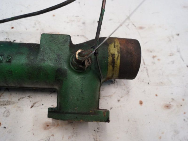 John Deere 3140