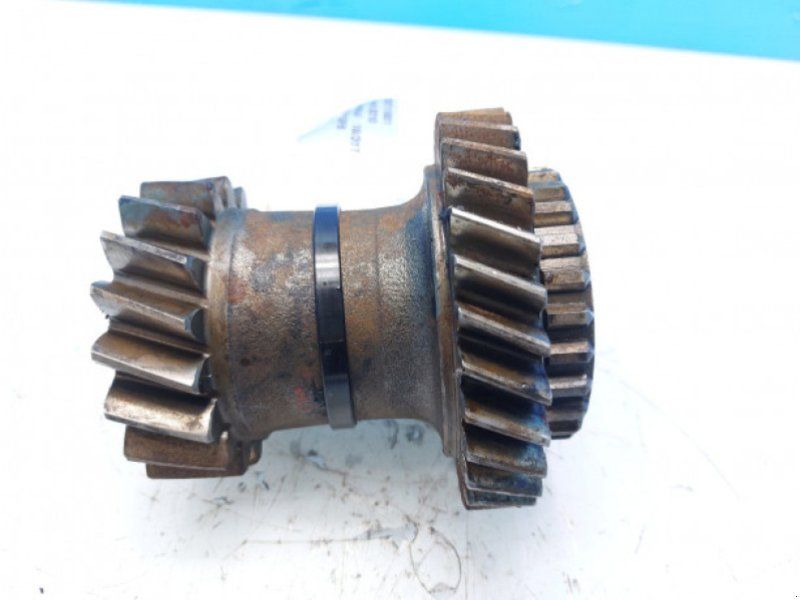 Ford 8210