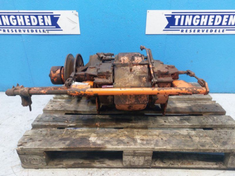 D1200
