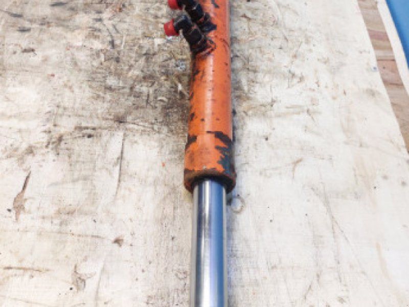 D1200