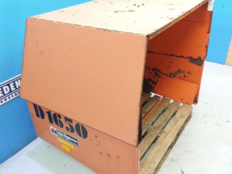 D1650
