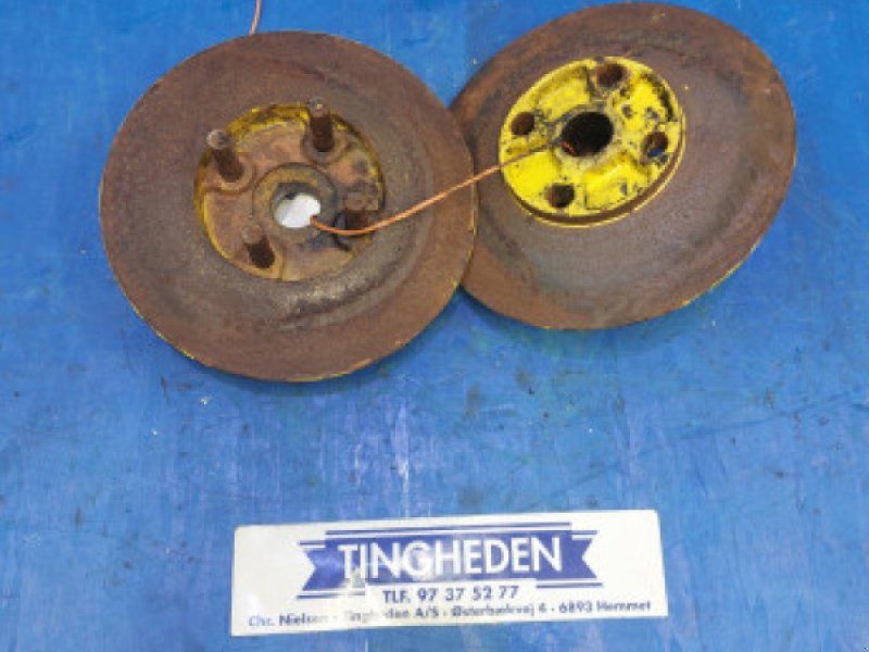 New Holland 8070