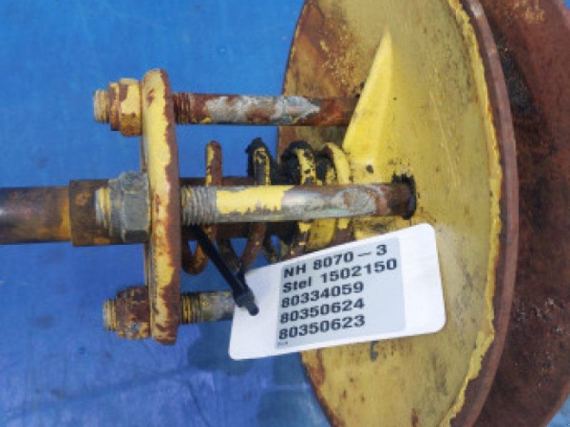 New Holland 8070