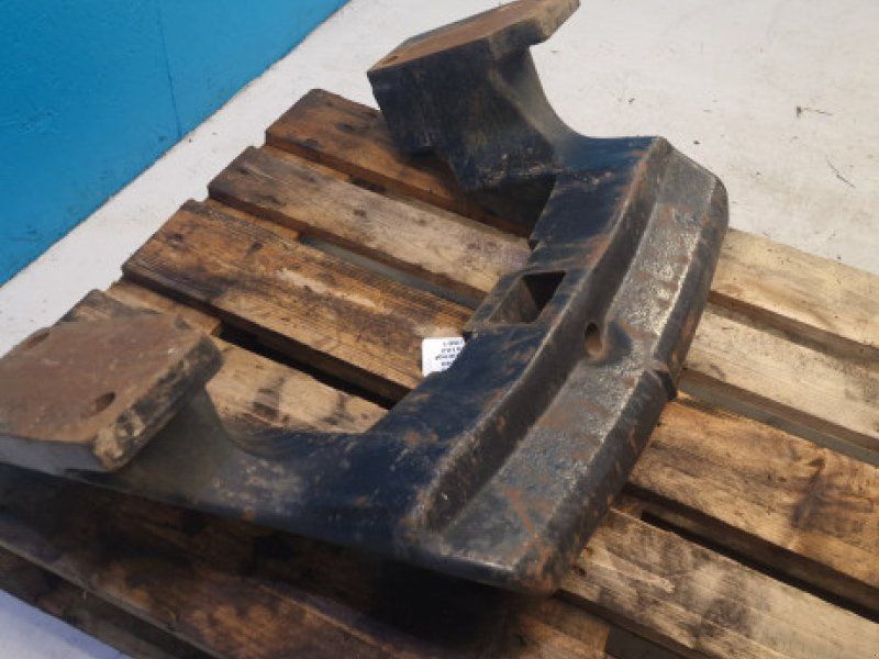 New Holland T8040
