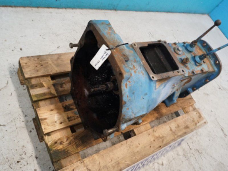 Ford 4000