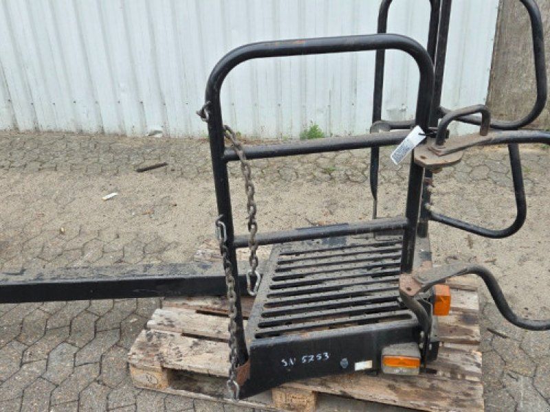 New Holland CR9090