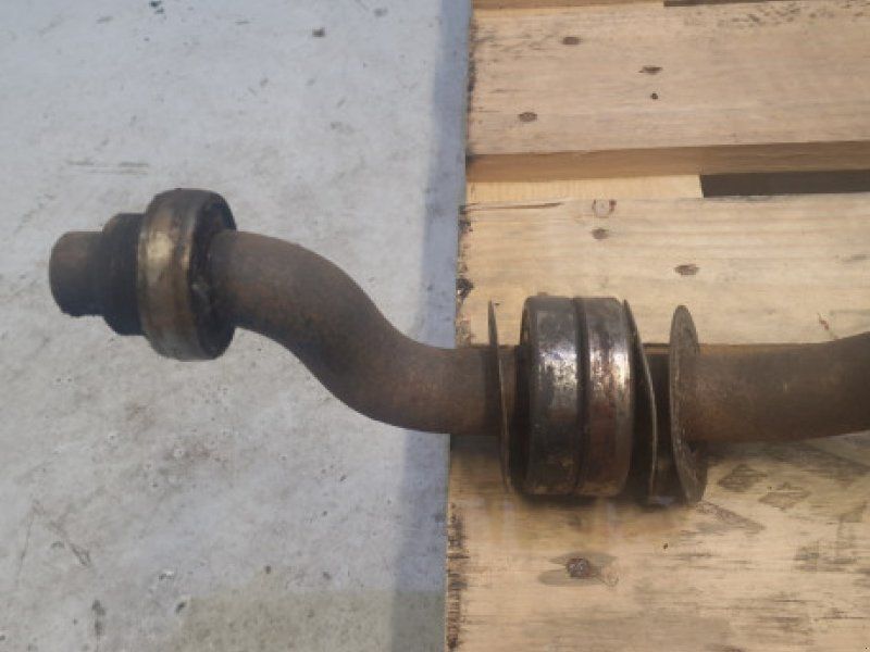 Massey Ferguson 32