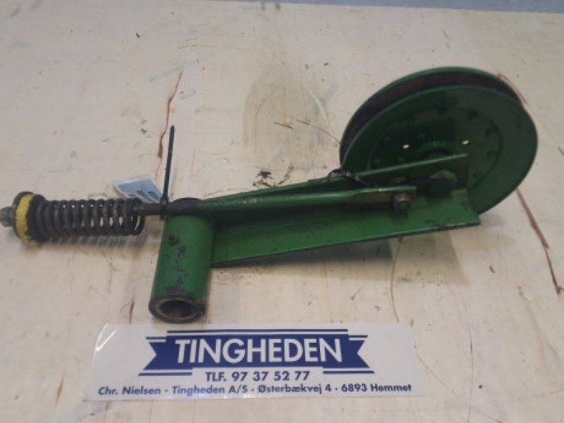 John Deere 820