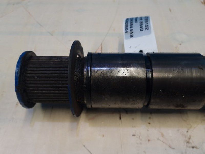 Ford 6640