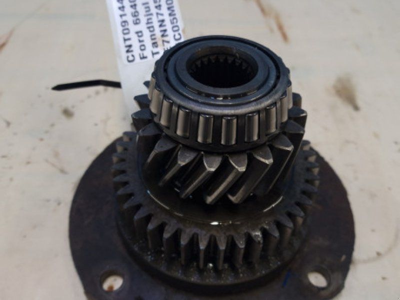 Ford 6640