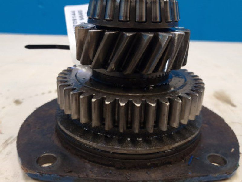 Ford 6640