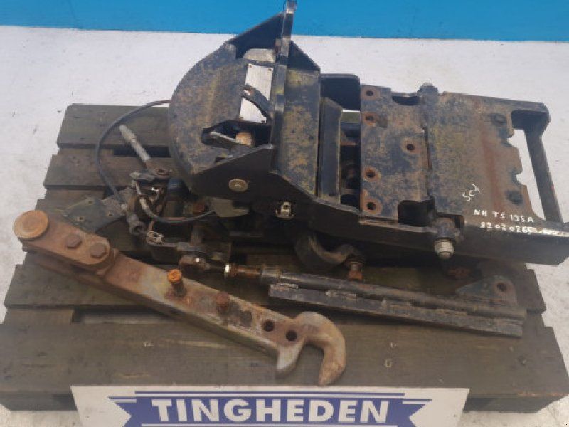 New Holland TS135A