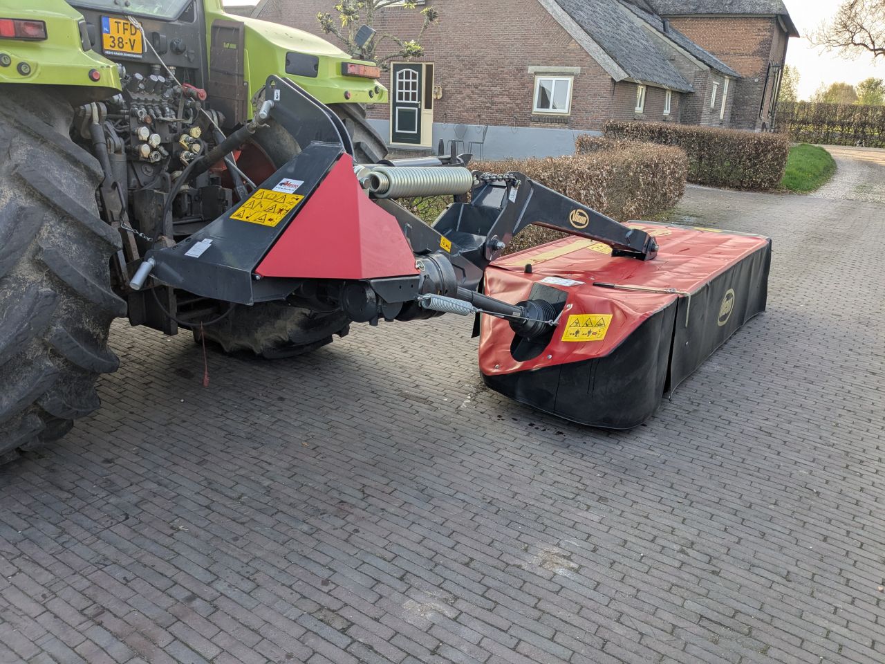 Vicon tra 332