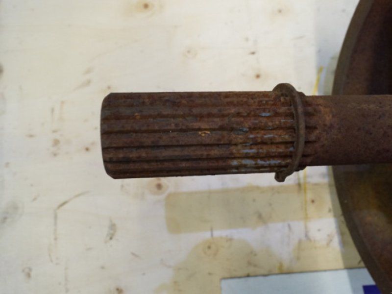 Massey Ferguson 32