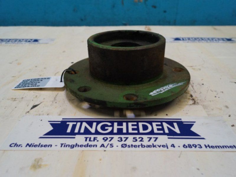 John Deere 2054