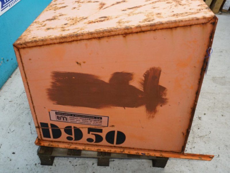 950