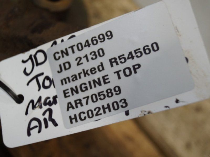 John Deere 4239