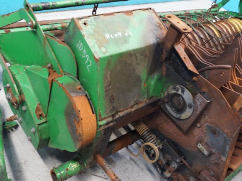 John Deere 592