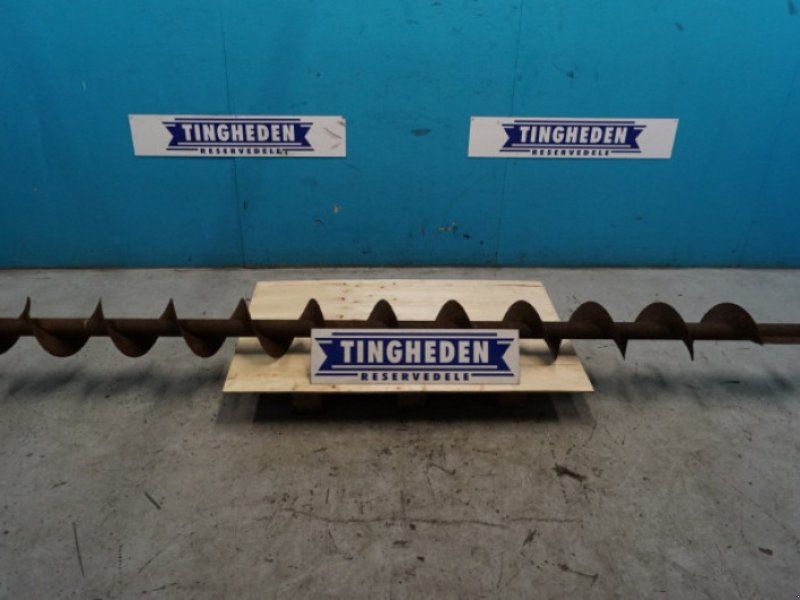 New Holland CR9080