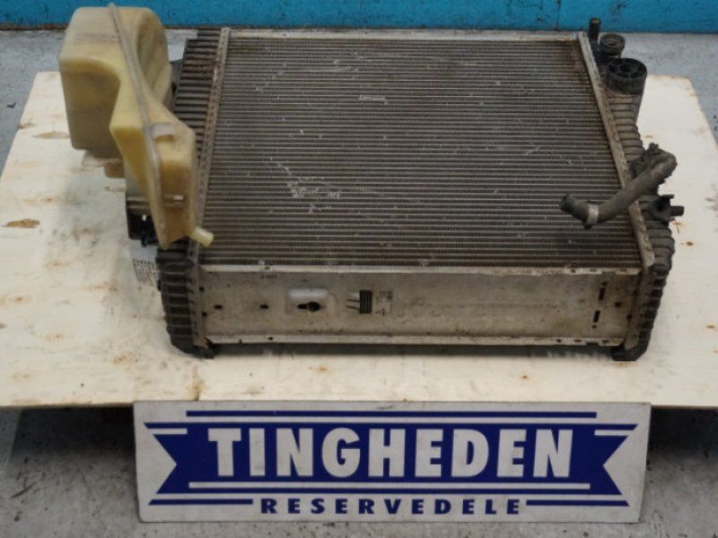 John Deere 6415