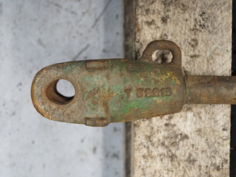 John Deere 3040