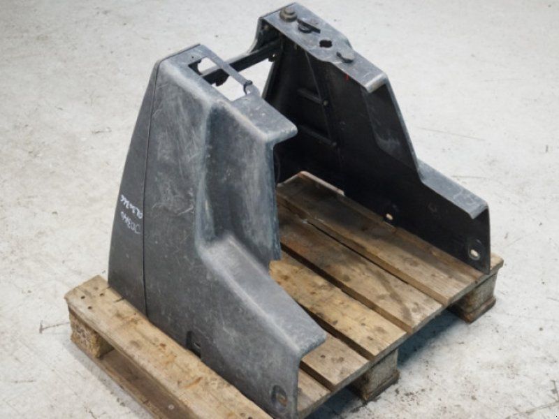 John Deere 3140