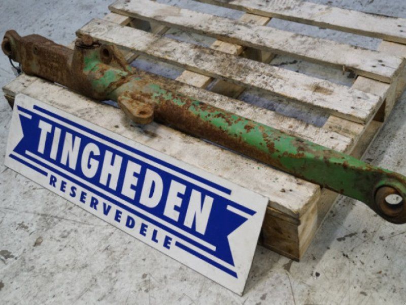 John Deere 4040