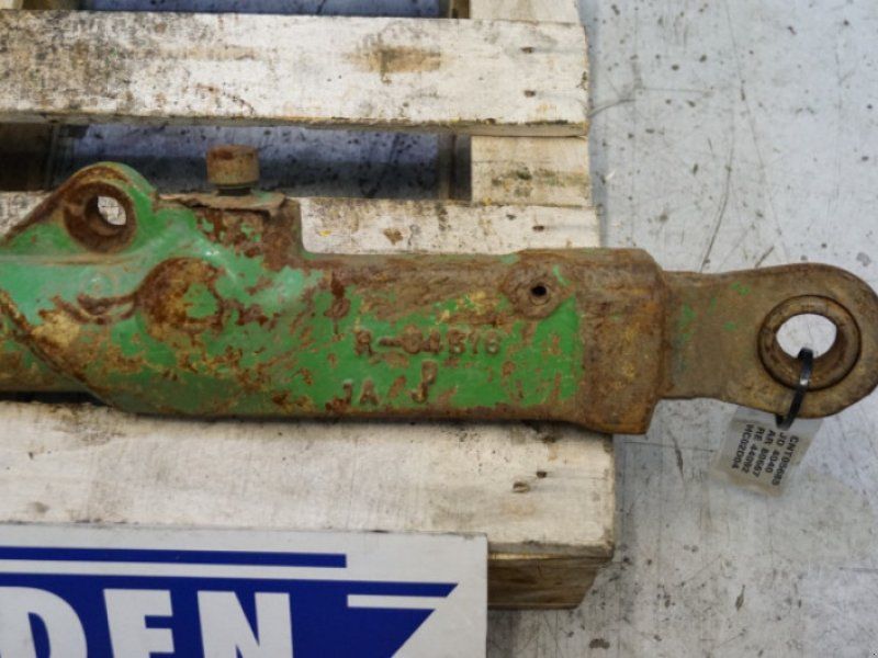 John Deere 4040