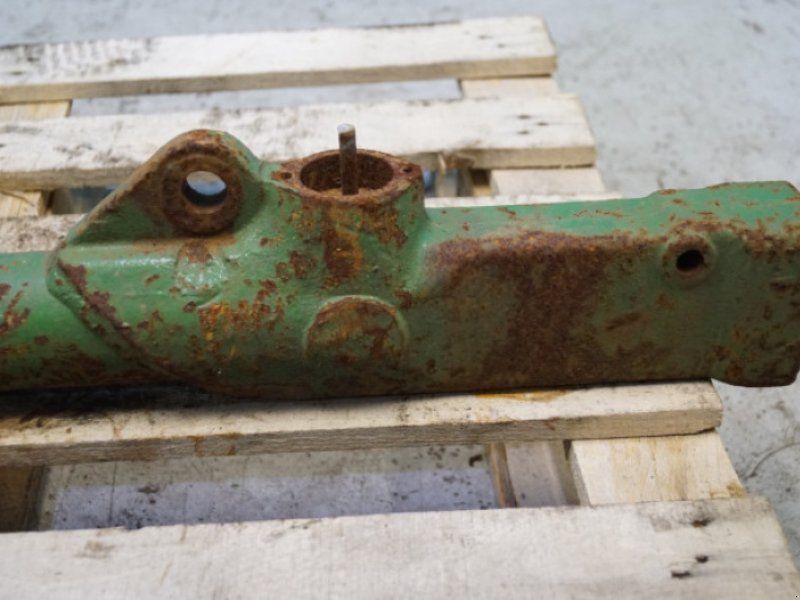 John Deere 4040