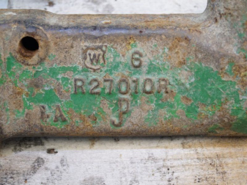 John Deere 4040