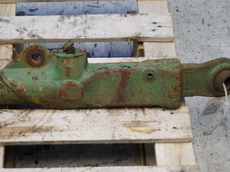 John Deere 4040