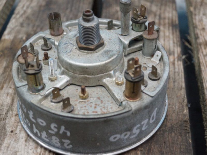 D2500