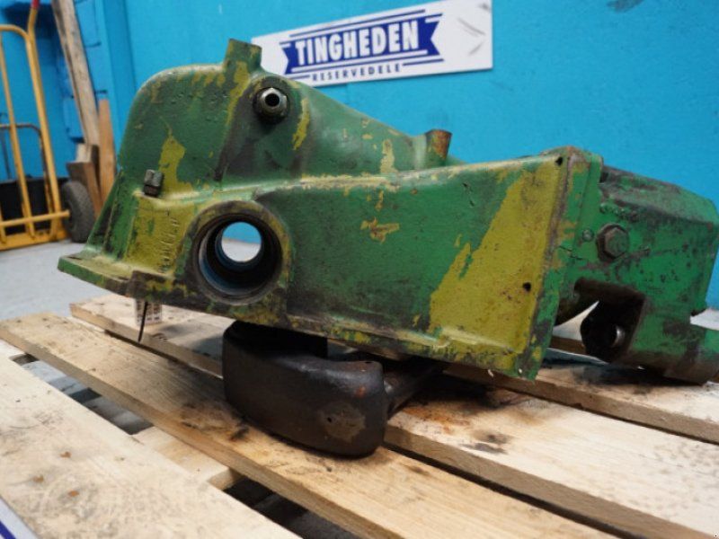 John Deere 4040