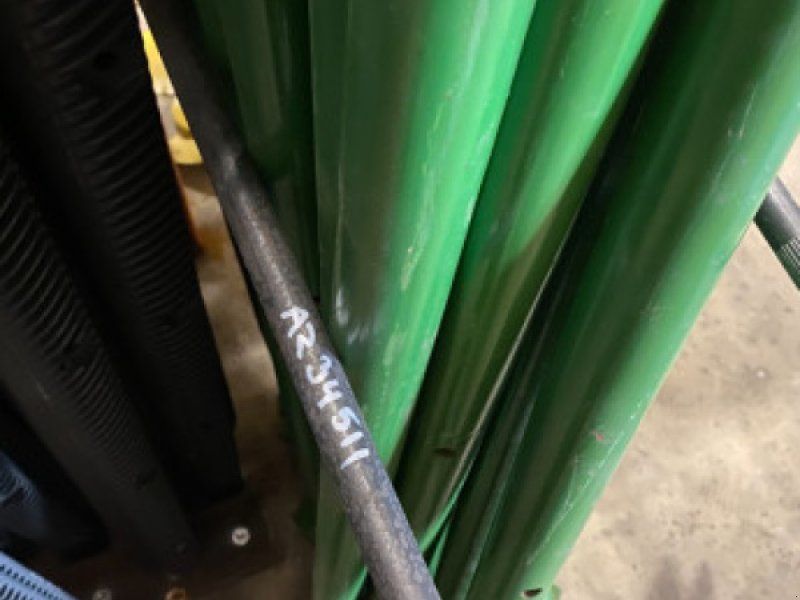 John Deere 1075