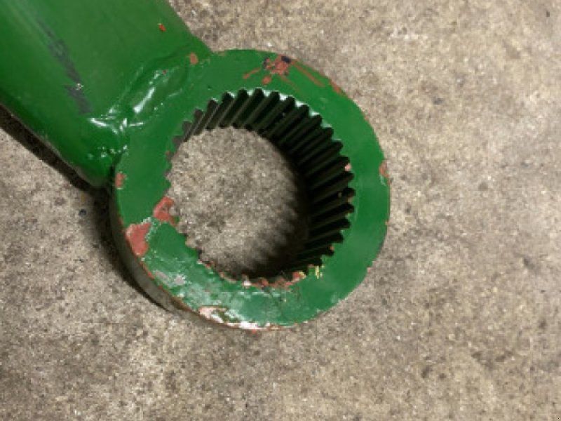 John Deere 1075