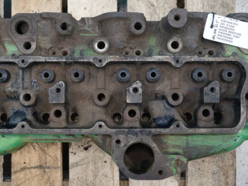 John Deere 6329