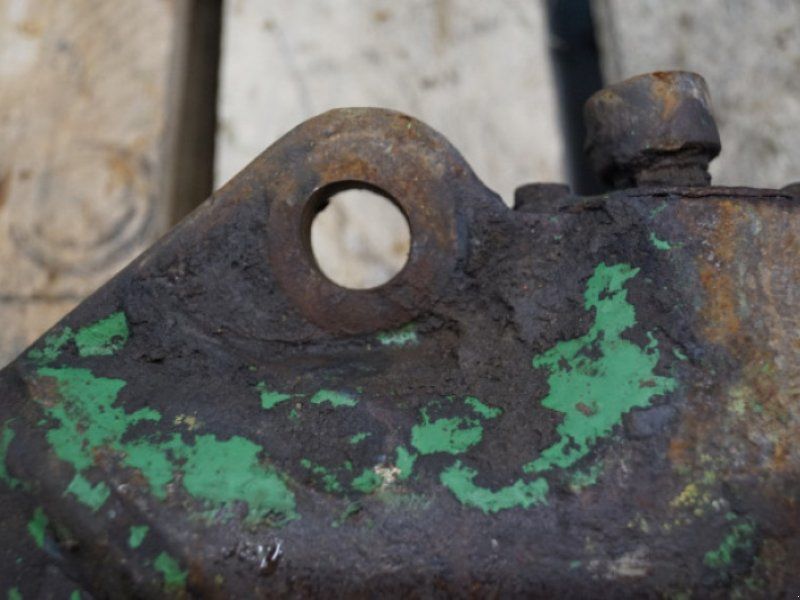 John Deere 4040