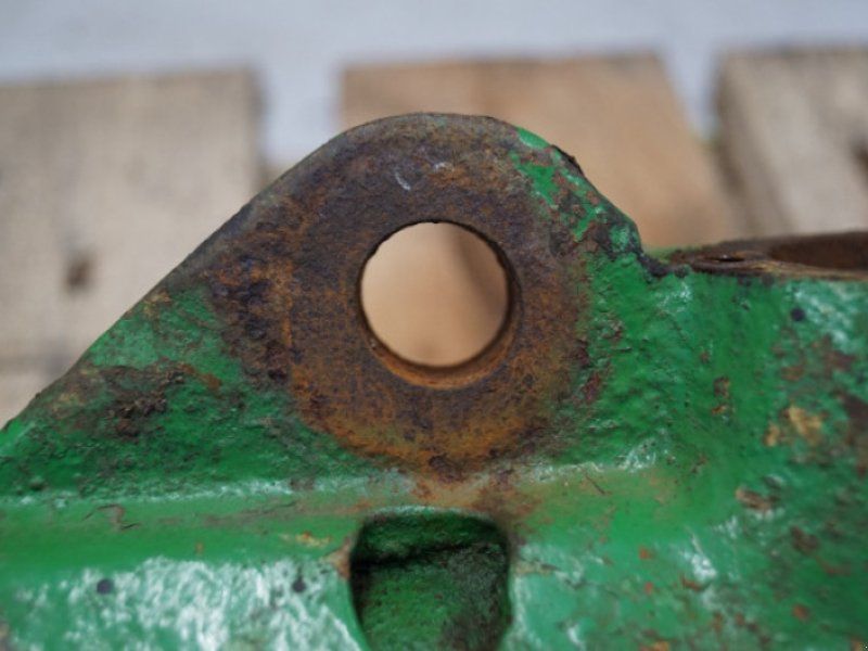 John Deere 4040