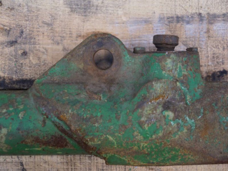 John Deere 4040