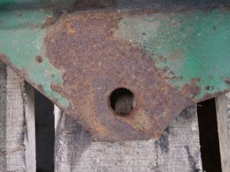 John Deere 2450